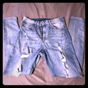 High waisted Distressed Jeans